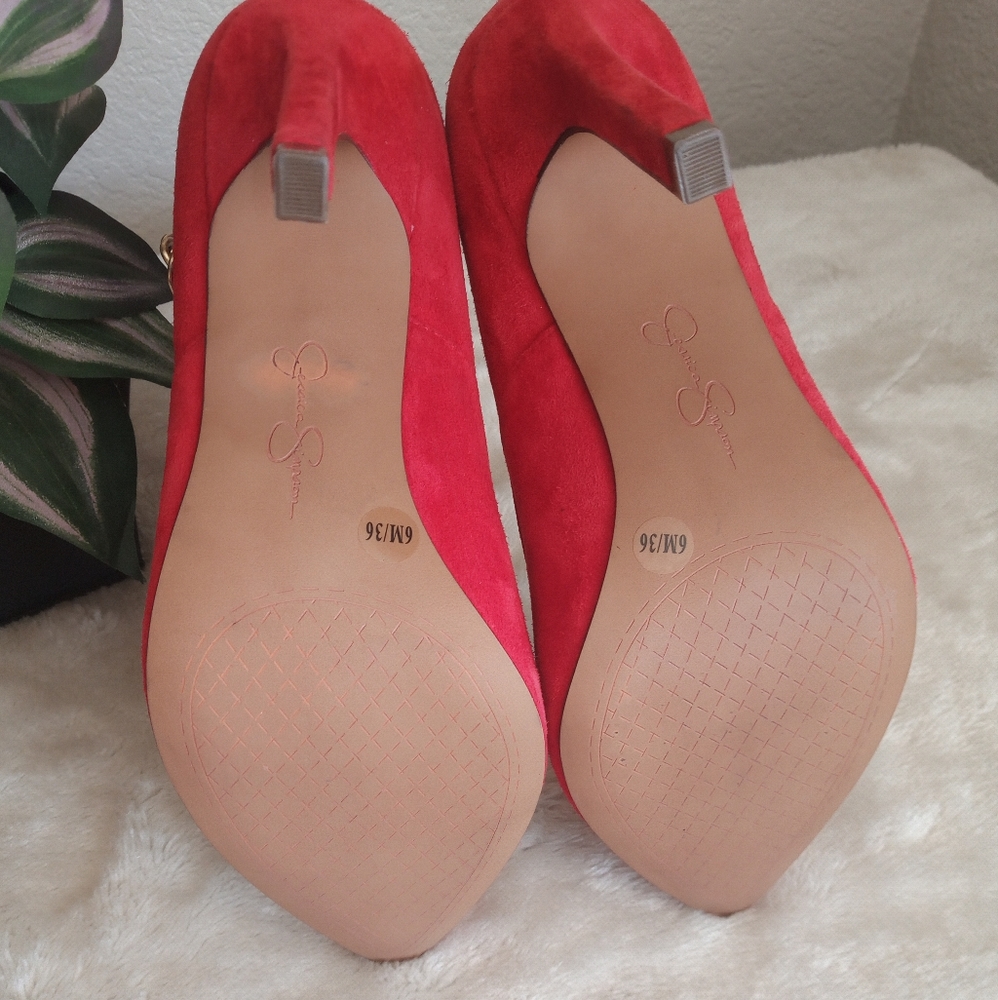 Jessica Simpson Heels - Picture 4 of 6